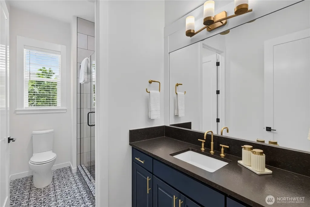 33110 Liberty Ave SE Black Diamond WA 98010