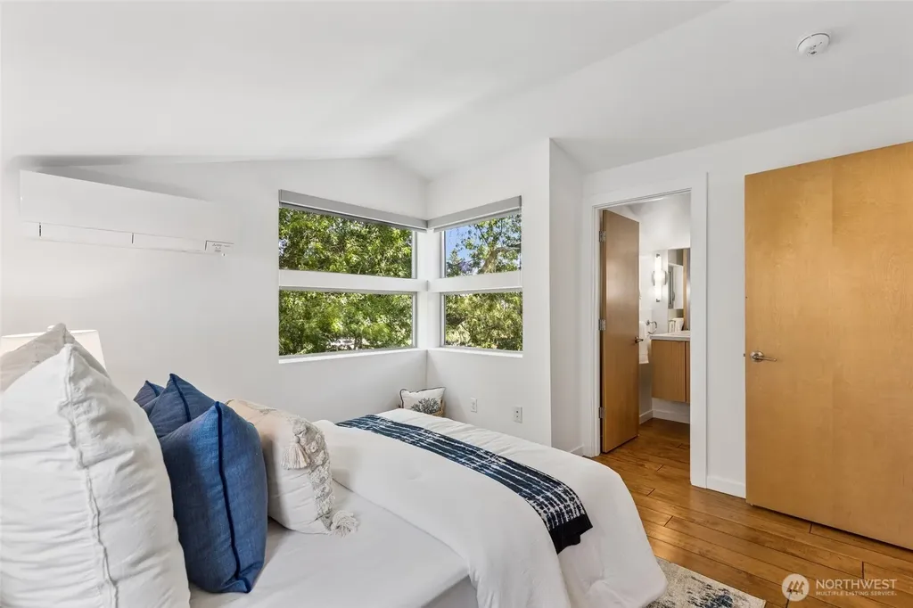 3161 S Oregon Street Seattle WA 98108
