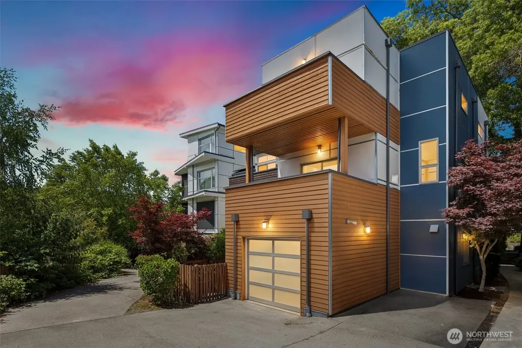 3161 S Oregon Street Seattle WA 98108