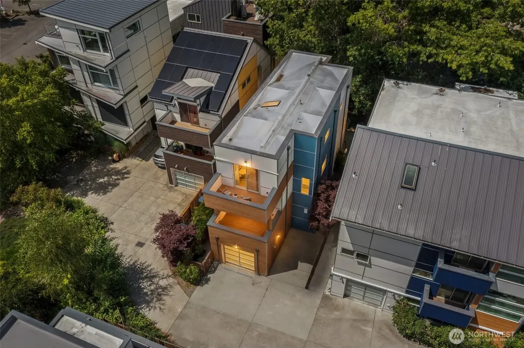 3161 S Oregon Street Seattle WA 98108