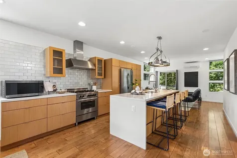3161 S Oregon Street Seattle WA 98108