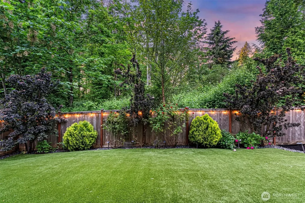 3766 Monterey Court NE Renton WA 98056