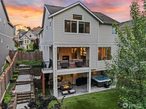 3766 Monterey Court NE Renton WA 98056