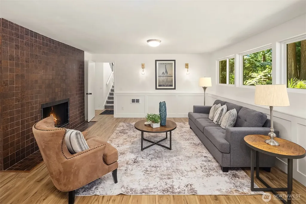 2119 Sahalee Drive W Sammamish WA 98074