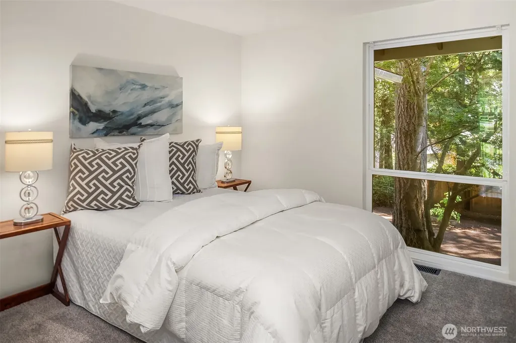 2119 Sahalee Drive W Sammamish WA 98074