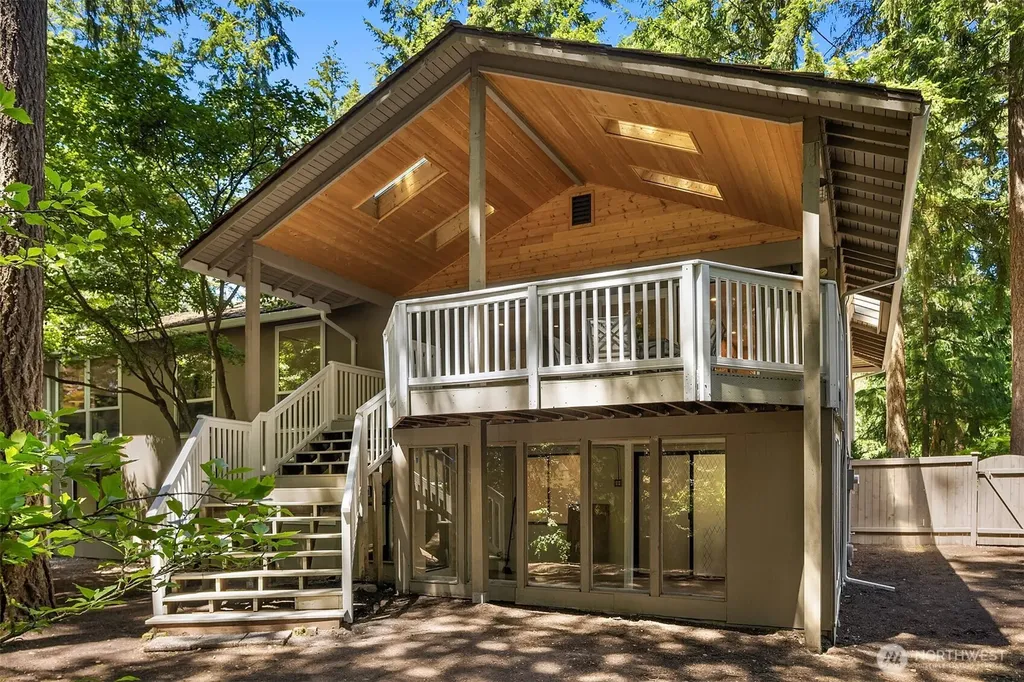 2119 Sahalee Drive W Sammamish WA 98074