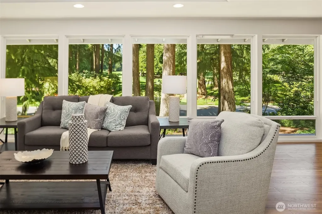 2119 Sahalee Drive W Sammamish WA 98074