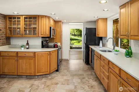 2119 Sahalee Drive W Sammamish WA 98074