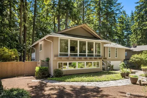 2119 Sahalee Drive W Sammamish WA 98074