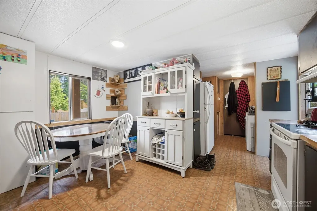 8372 Juniper Lane Maple Falls WA 98266