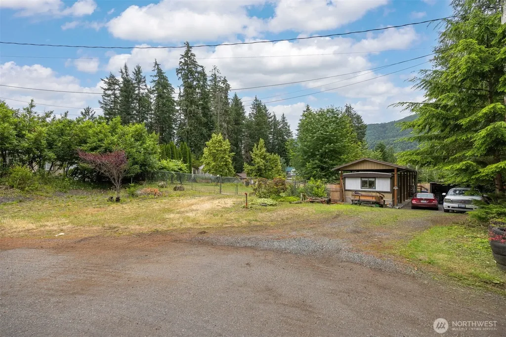 8372 Juniper Lane Maple Falls WA 98266