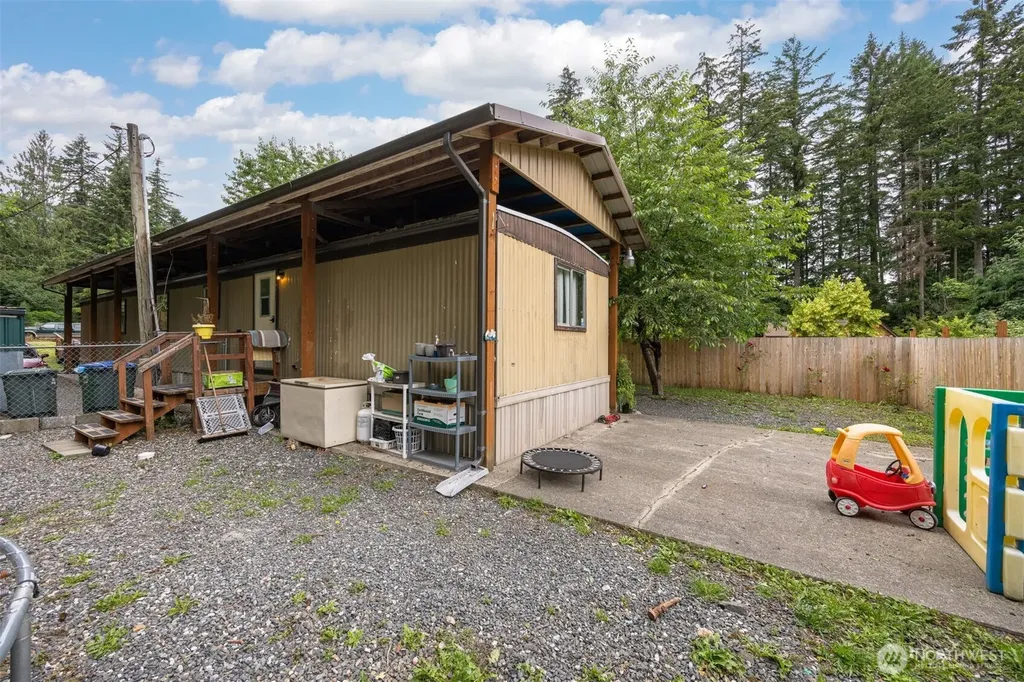8372 Juniper Lane Maple Falls WA 98266