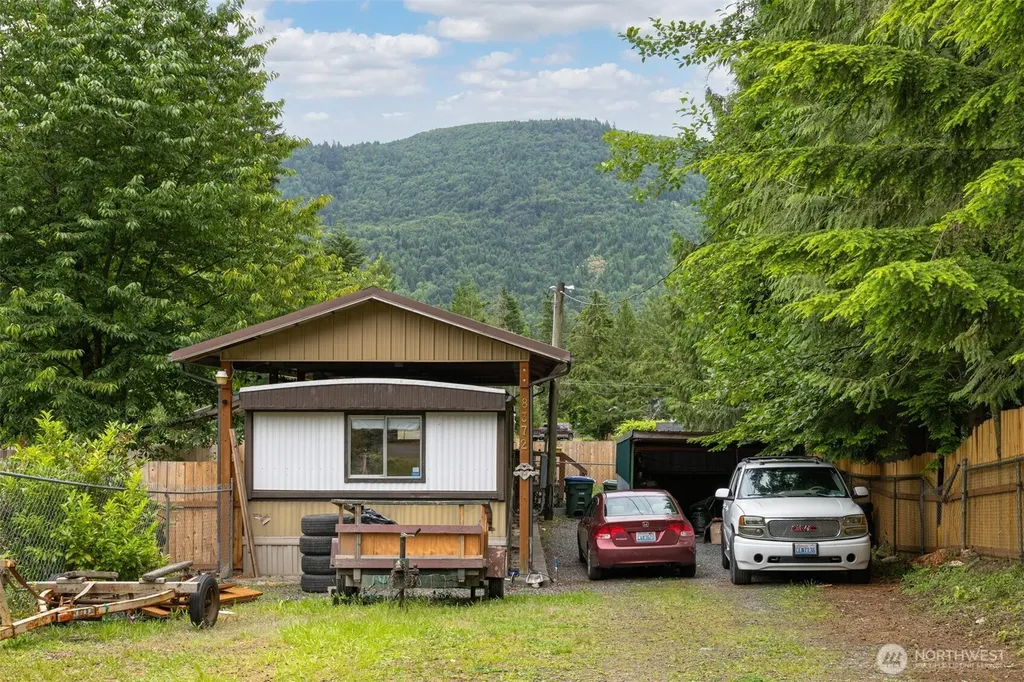 8372 Juniper Lane Maple Falls WA 98266