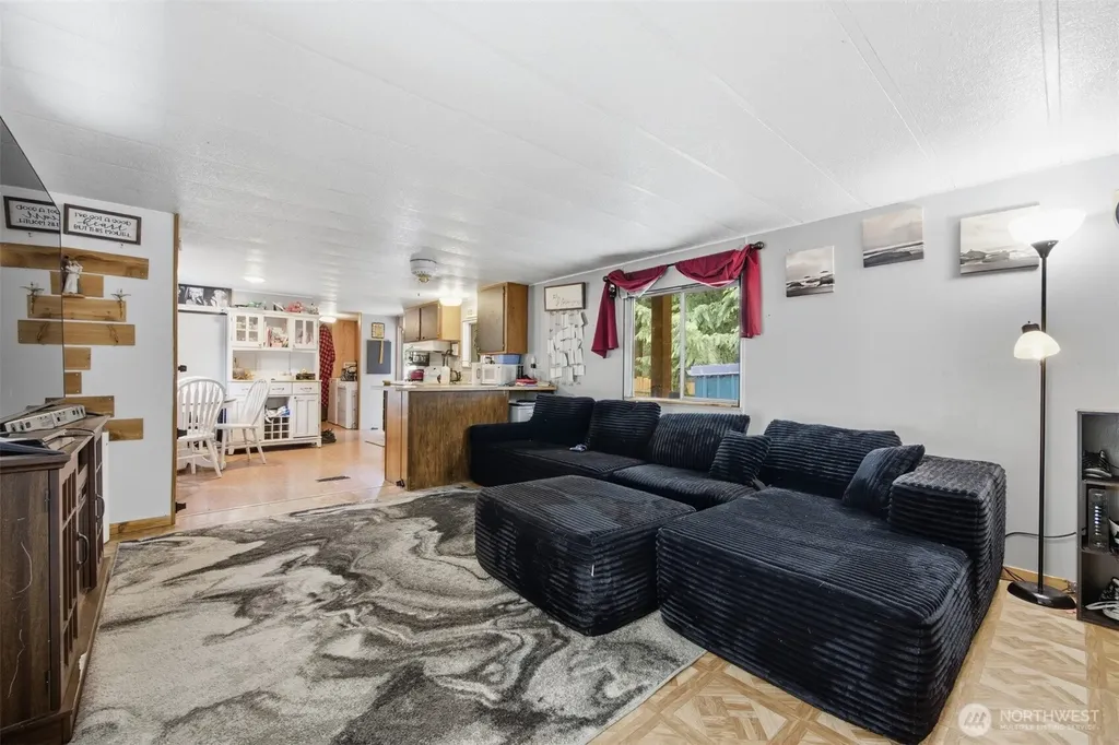 8372 Juniper Lane Maple Falls WA 98266