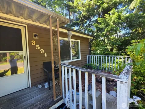 3591 Pine Road Bremerton WA 98310