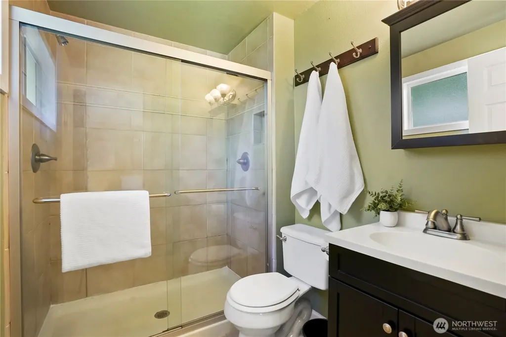 1800 172nd Street SE Bothell WA 98012