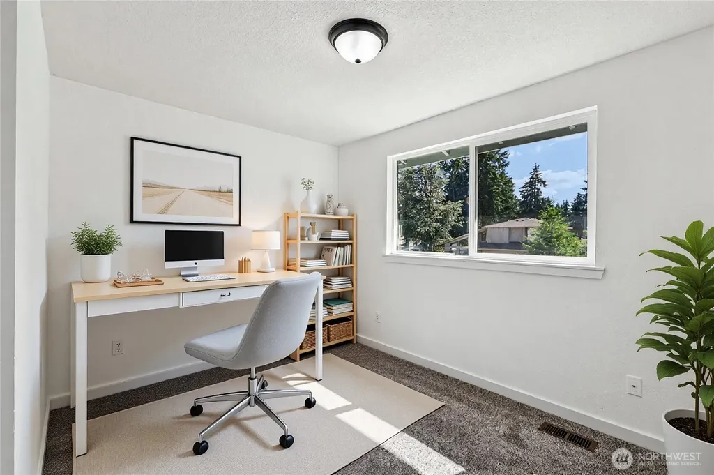 16409 92nd Avenue E Puyallup WA 98375