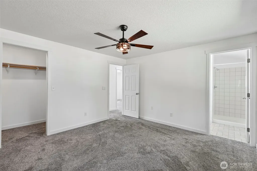 16409 92nd Avenue E Puyallup WA 98375