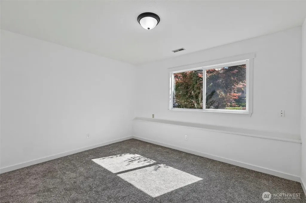 16409 92nd Avenue E Puyallup WA 98375