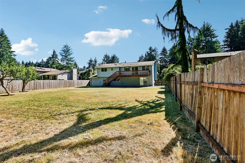 16409 92nd Avenue E Puyallup WA 98375