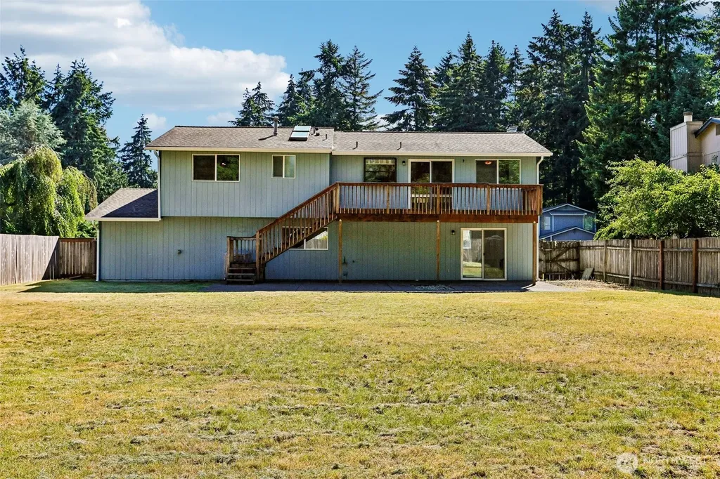 16409 92nd Avenue E Puyallup WA 98375