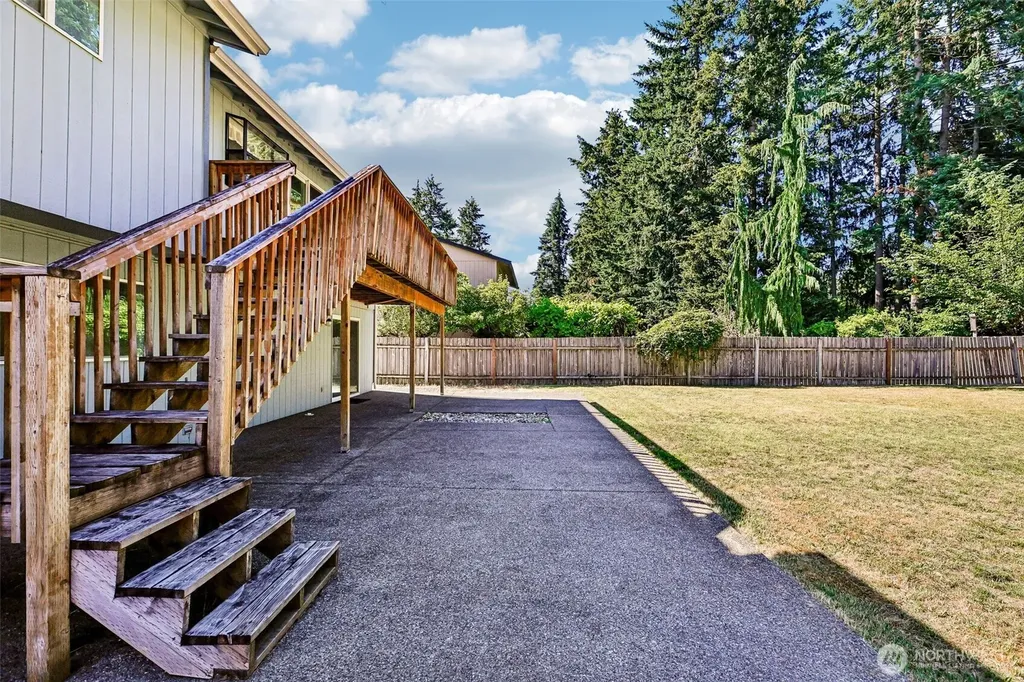 16409 92nd Avenue E Puyallup WA 98375