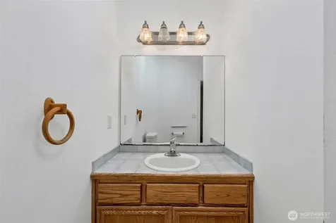 16409 92nd Avenue E Puyallup WA 98375