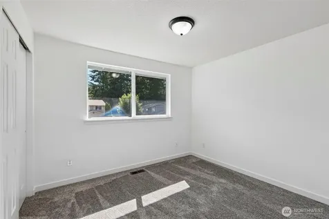 16409 92nd Avenue E Puyallup WA 98375