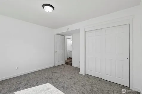 16409 92nd Avenue E Puyallup WA 98375