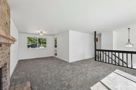 16409 92nd Avenue E Puyallup WA 98375