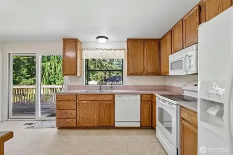 16409 92nd Avenue E Puyallup WA 98375