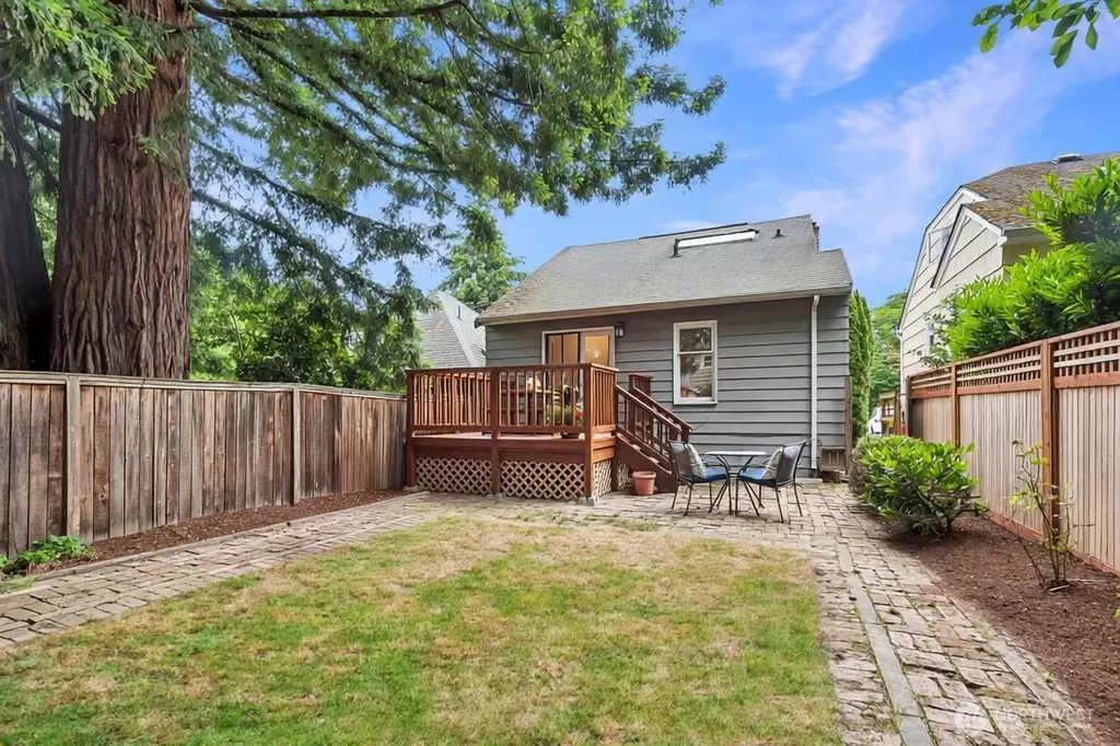346 NE 58th Street Seattle WA 98105