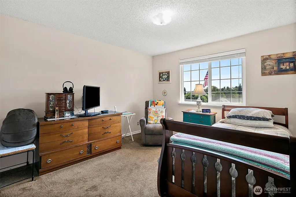 4610 N Defiance Street Tacoma WA 98407