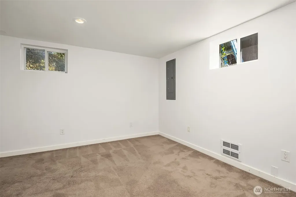 16414 48th Avenue W Edmonds WA 98026