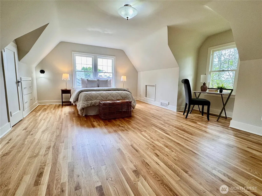 1615 Gregory Way Bremerton WA 98337