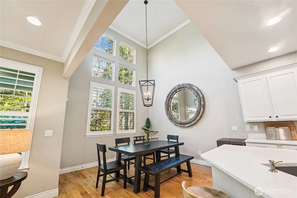 7704 Fairway Avenue SE Snoqualmie WA 98065
