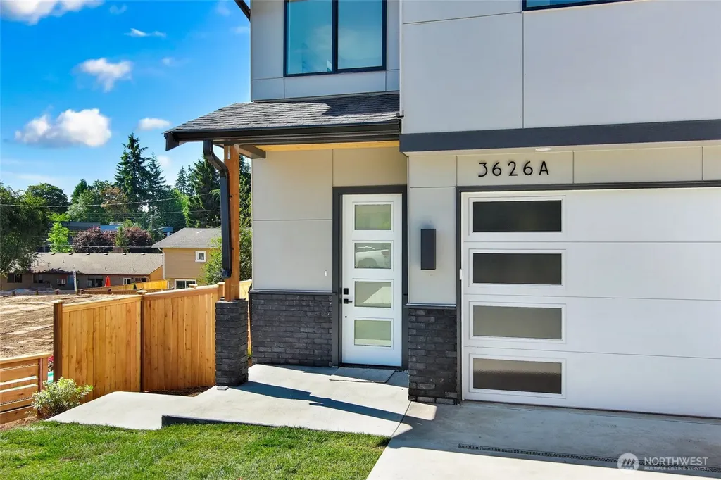 3626 191st Place SW Lynnwood WA 98036
