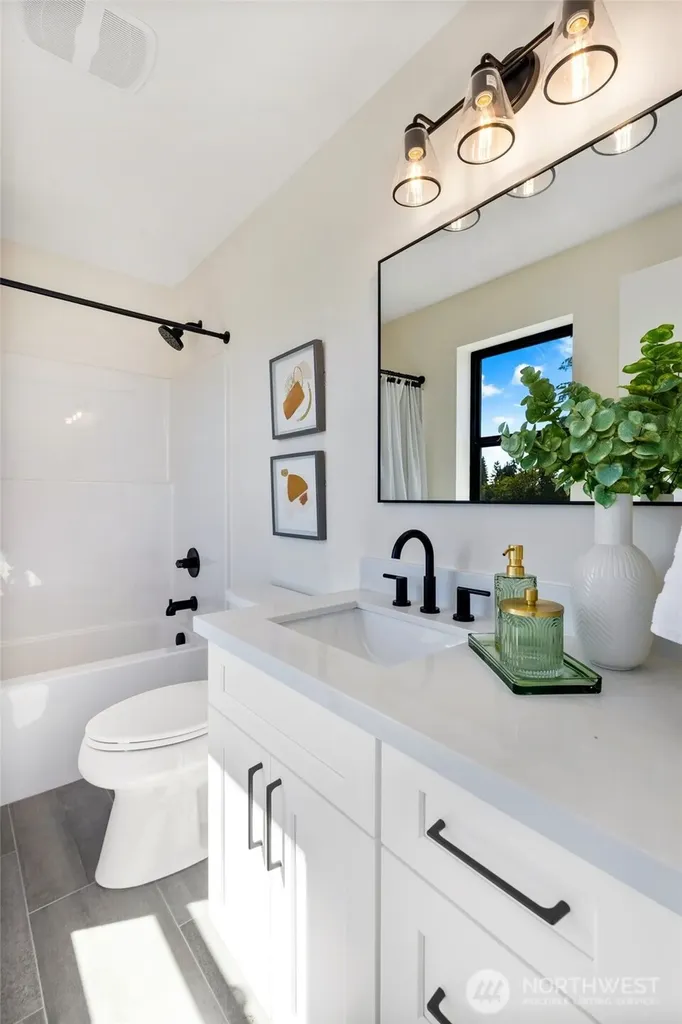 3626 191st Place SW Lynnwood WA 98036