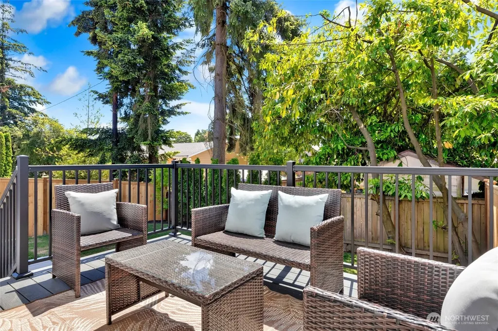 3626 191st Place SW Lynnwood WA 98036