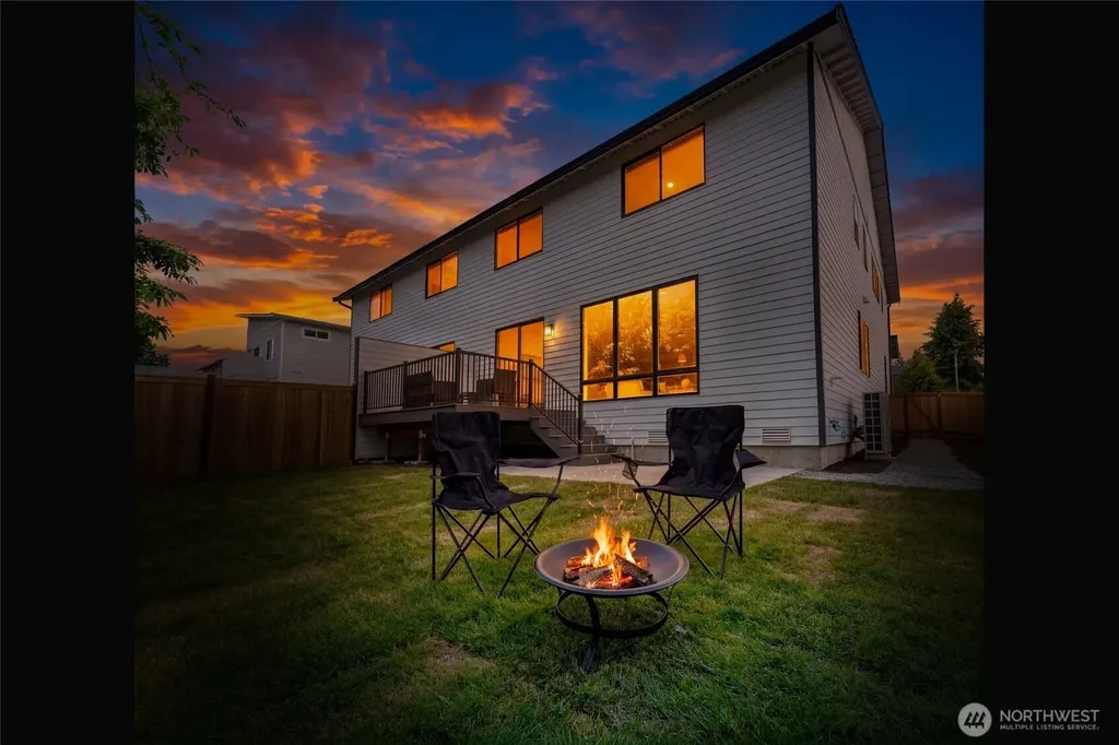 3626 191st Place SW Lynnwood WA 98036