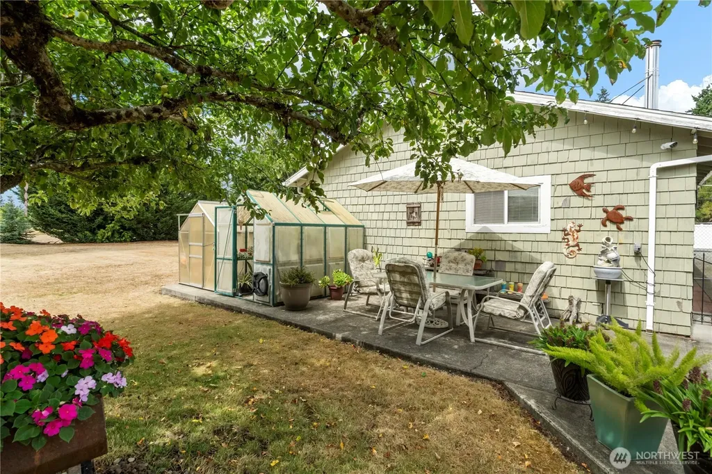 20341 Old Highway 99 SW Centralia WA 98531