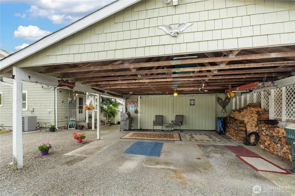 20341 Old Highway 99 SW Centralia WA 98531