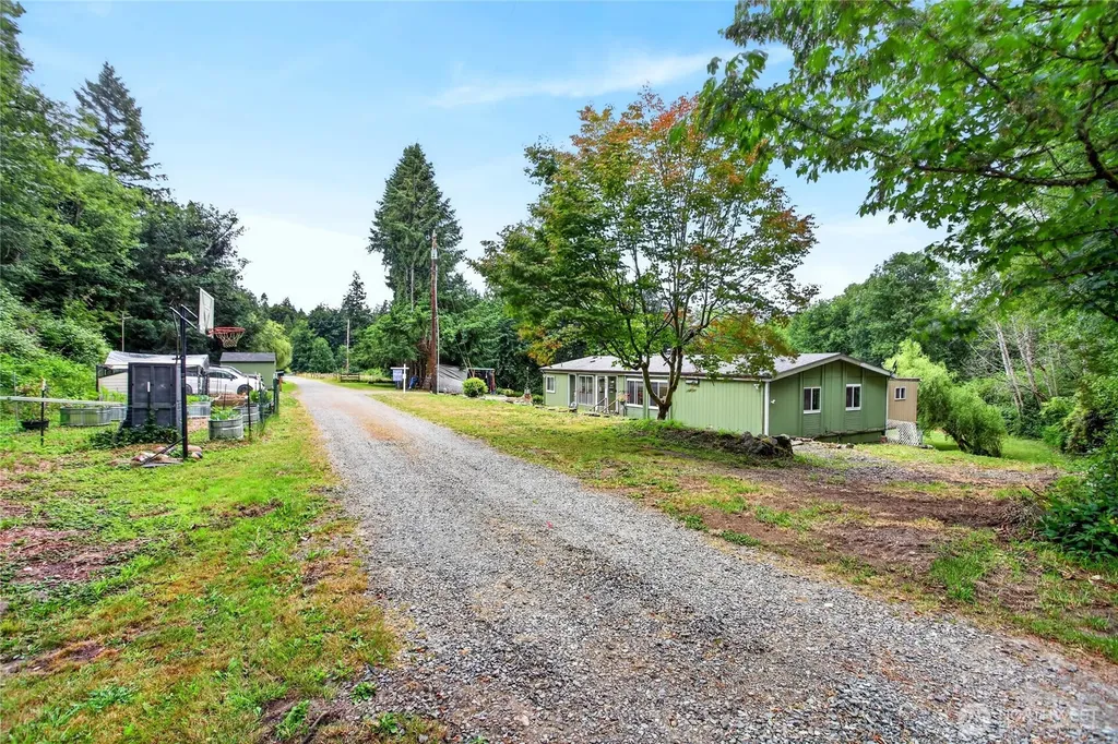 6622 5th Drive NW Marysville WA 98271