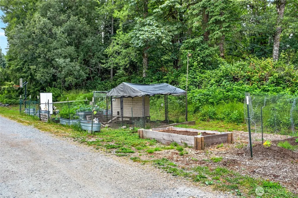 6622 5th Drive NW Marysville WA 98271