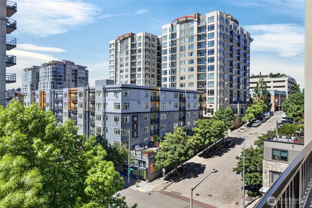 2717 Western Avenue Seattle WA 98121