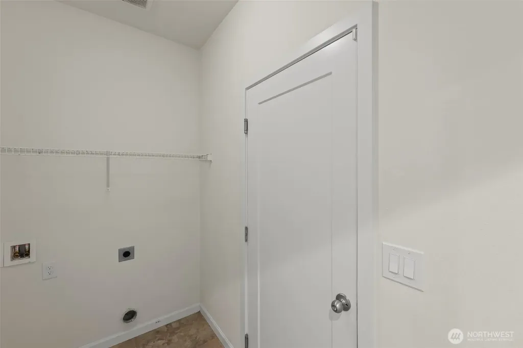 920 E Old Ranch Road Allyn WA 98524