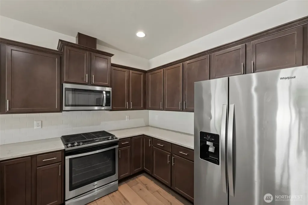920 E Old Ranch Road Allyn WA 98524