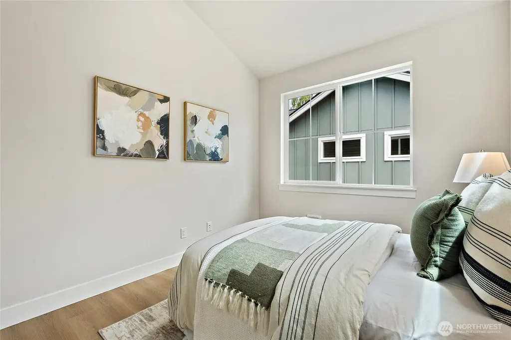 263 NW 42nd Street Seattle WA 98107
