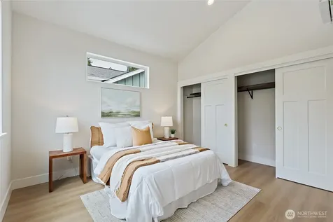 263 NW 42nd Street Seattle WA 98107