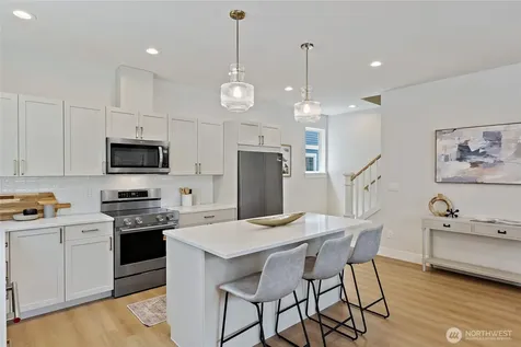 263 NW 42nd Street Seattle WA 98107